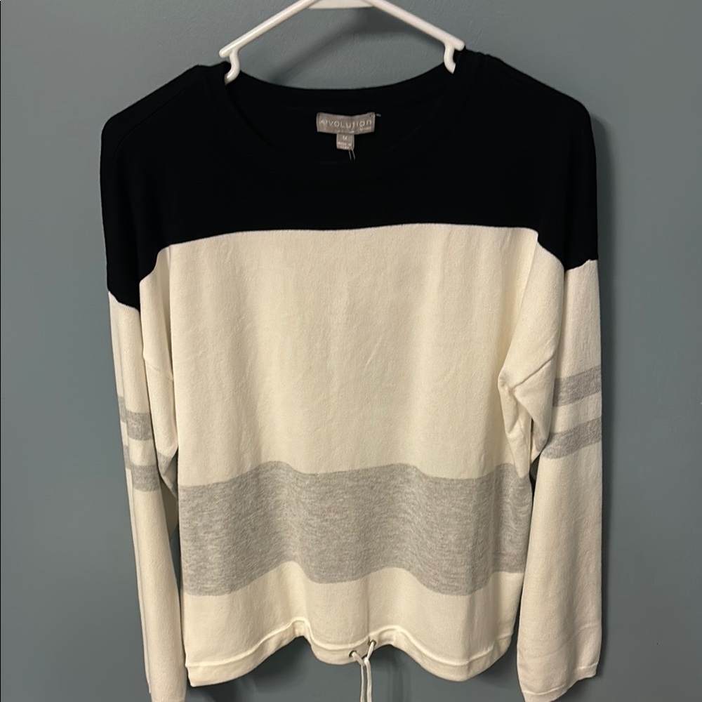 Black and White Long Sleeve Top